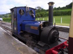 Little Engine Wallpaper