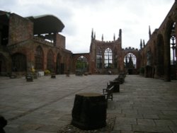 Old bombed Cathedral, Coventry Wallpaper