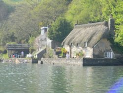 View of a cottage along the River Dart at Dittisham Wallpaper