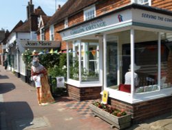 Carillon Cottage, High Street