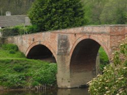 Bridge from Brobury House Wallpaper
