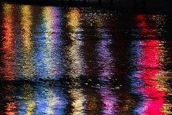 Reflections from the pier Wallpaper