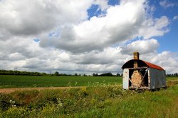 English Cottage? Wallpaper