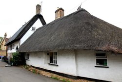 Thatched cottages Wallpaper
