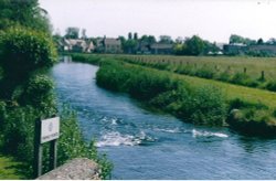 Lechlade--River Coln Wallpaper