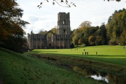A view of Fountains Abbey Wallpaper