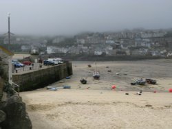 Misty start to the day in St Ives. Wallpaper