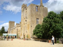Medieval Sudeley Castle Wallpaper