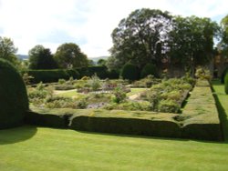 Sudeley Castle, The Queen's Garden Wallpaper