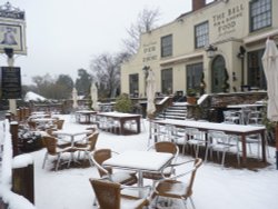 Al Fresco dining anybody ? Wallpaper