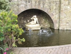 Dingle Gardens Wallpaper