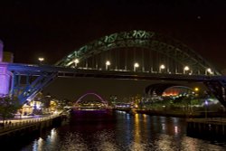 Newcastle: A night on the Tyne Wallpaper