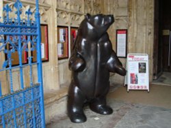 Sculpture at Gloucester Cathedral Wallpaper