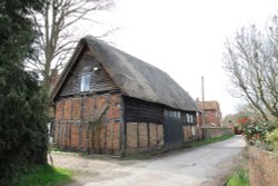 Barn at Sonning Eye Wallpaper