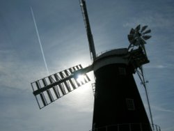 The Berney Arms Mill, Norfolk Wallpaper