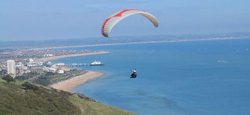 Paragliding in Eastbourne Wallpaper