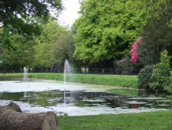 Croxteth Hall lake Wallpaper