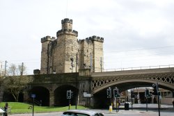 The Castle over the bridge Wallpaper