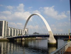 The Squinty Bridge and the Clyde Arc Wallpaper
