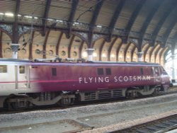 Flying Scotsman at York Wallpaper