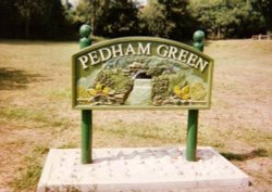 Pedham Green, Village Sign Wallpaper