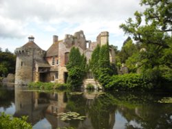 Scotney Castle Wallpaper