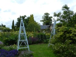 Borde Hill Garden 24 June 2011 Wallpaper