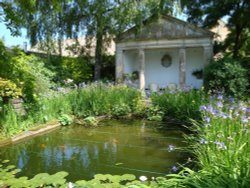 Barnsley House June 2008 Wallpaper