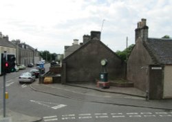 Windygate Cross Clock Wallpaper