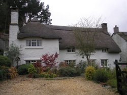 Thatched cottage Devon Wallpaper