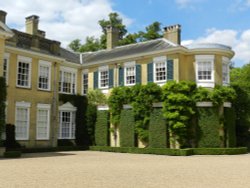 Polesden Lacy June 2011 Wallpaper