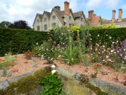 Packwood House 18 June 2011 Wallpaper