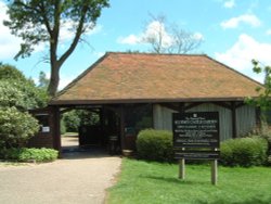 Scotney Castle May 2001 Wallpaper