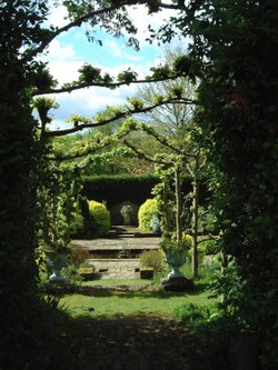 Marle Place Gardens May 2001