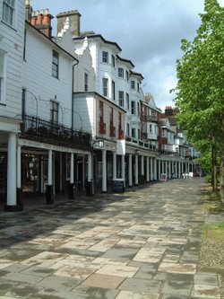Royal Tunbridge Wells 16 May 2001