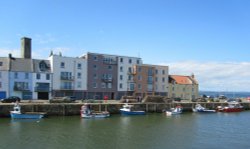 St Andrews Harbour Wallpaper