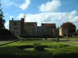 Penshurst Place May 2001 Wallpaper