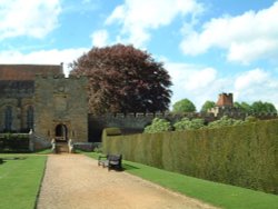 Penshurst Place May 2001 Wallpaper