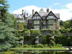 Bodnant Garden, June 2011 Wallpaper