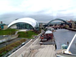 The SAGE BUILDING and the River Tyne, Newcastle Wallpaper