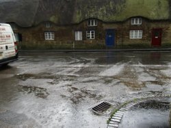 Podington on a wet day Wallpaper