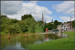 River Rising. St Ives, Cambridgeshire. Wallpaper