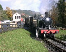 From Bronwydd Arms towards Carmarthen Wallpaper