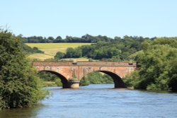 Gatehampton Viaduct, near Goring Wallpaper