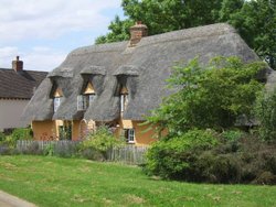 Cottage overlooking the Green Wallpaper