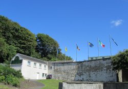 Kinghorn Harbour Holiday Park Wallpaper