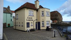 Views of Staithes Wallpaper