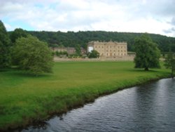 Chatsworth House and the River Derwent Wallpaper
