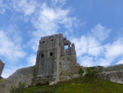 Corfe Castle, Dorset Wallpaper