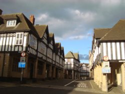 Knifesmithgate Wallpaper